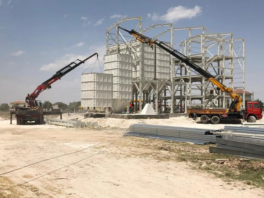 Steel chassis erection on site