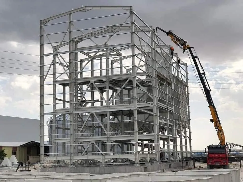 Steel chassis erection on site