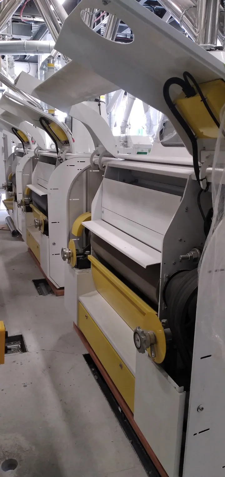 Roller mill floor